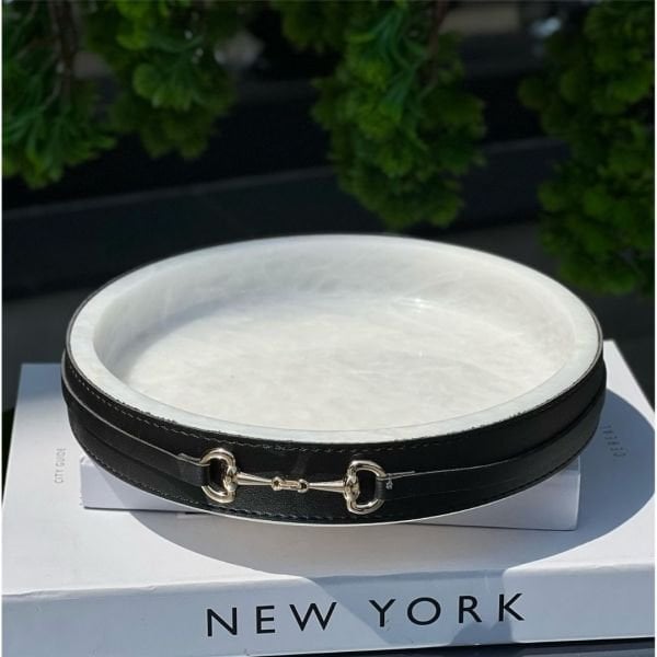 Beyaz Mermer Deri Bantlı Tepsi  23 cm