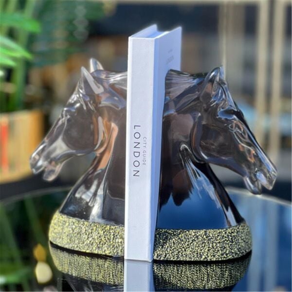 Reçine At Kitap Tutucu Füme