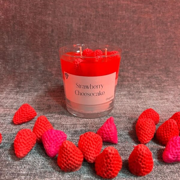 Strawberry Cheesecake | Cam Mum