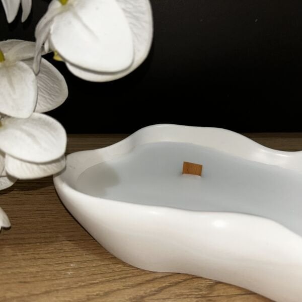 Uzun Dalgalı Dekoratif Mum