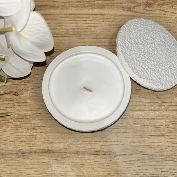 Geniş Kapaklı Dekoratif Mum