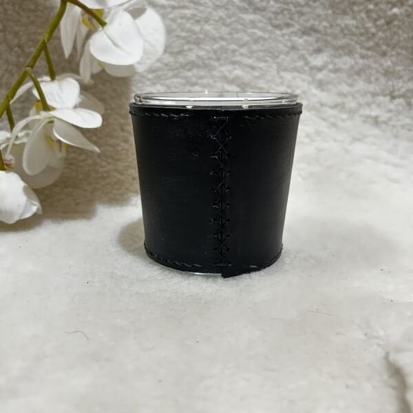 Siyah Deri Kaplı Cam Mum