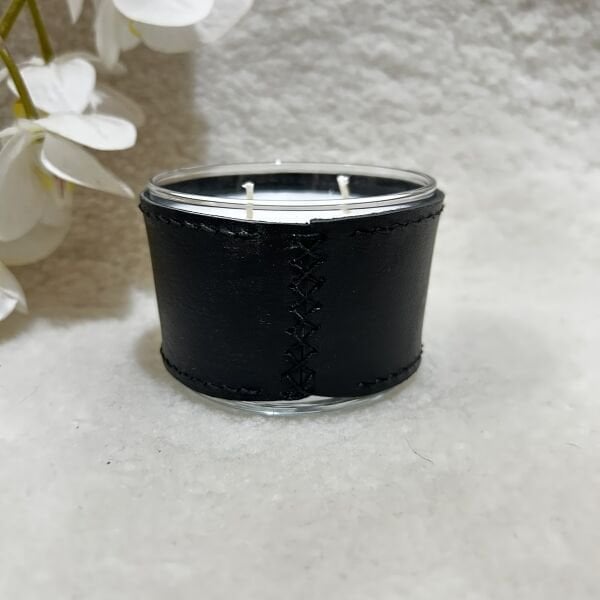Sİyah Deri Kaplı Küçük Cam Mum