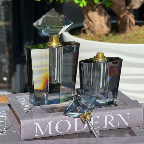 Elmas Kristal Parfüm Şişesi Füme Renk Big