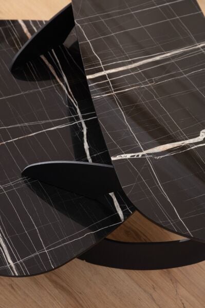 Solid Siyah  Orta Sehpa