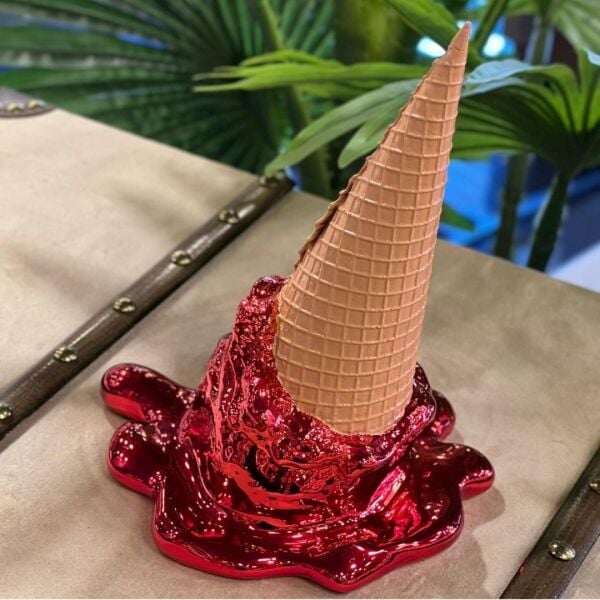 Polyester Akıtma Dondurma Dekoratif Obje Kırmızı